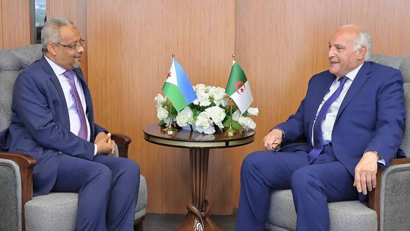 Mr.Attaf holds bilateral talks with his Djiboutian counterpart